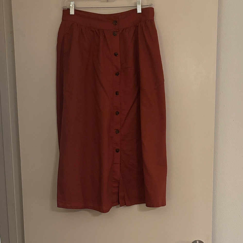 Madewell Terracotta Button-Front Midi Skirt with Pockets